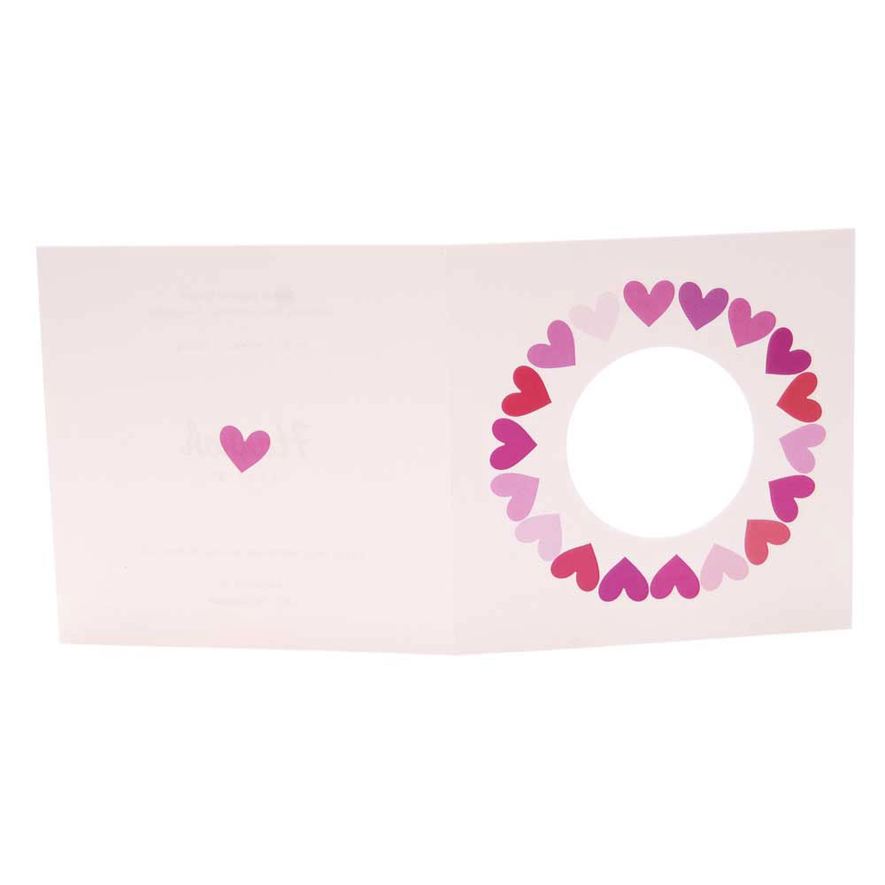 Gestanst geboortekaartje "Hartjes roze" Gestanst geboortekaartje "Hartjes roze"