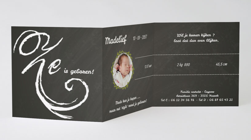 Drieluik fotokaart "Ze is geboren - Krijtbord" Drieluik fotokaart "Ze is geboren - Krijtbord"