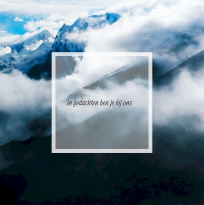 Gevouwen rouwkaart "Bergtoppen"