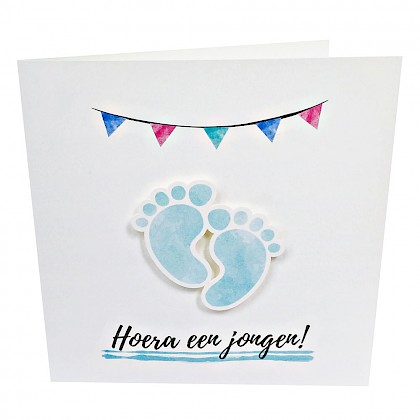 Gestanst geboortekaartje "Blauwe voetjes"