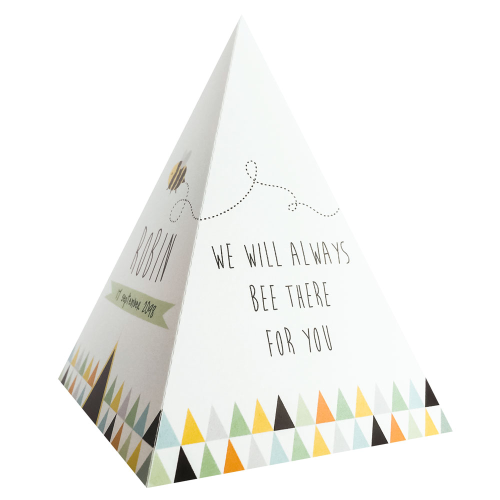 Gestanst geboortekaartje "Tipi tent - Bijtje" Gestanst geboortekaartje "Tipi tent - Bijtje"