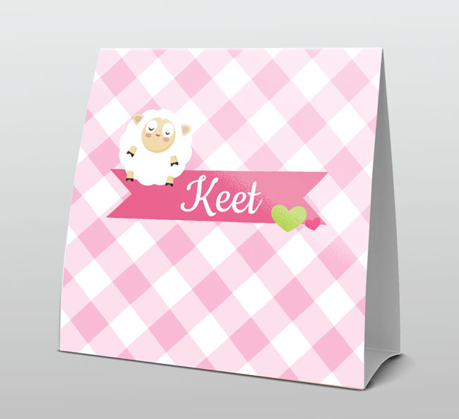 grappig schaapje met roze ruitjes grappig schaapje met roze ruitjes