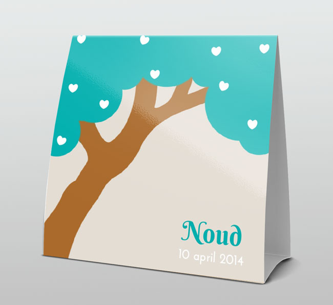 Turquoise boom met witte hartjes Turquoise boom met witte hartjes