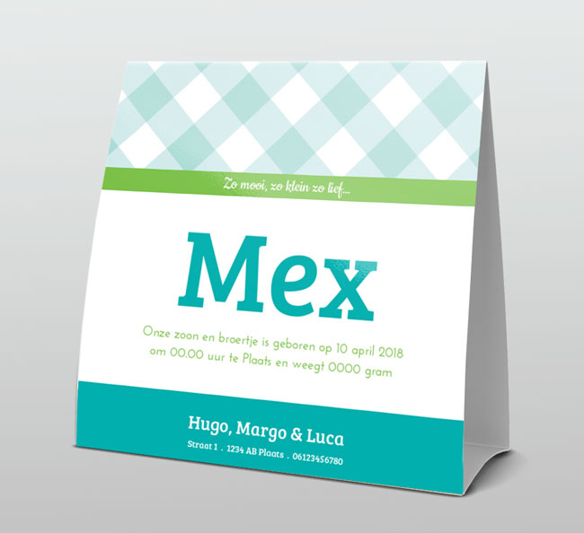 retro design met blauw ruitje en kantje retro design met blauw ruitje en kantje