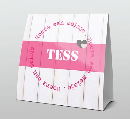 Stoer op hout achtergrond met roze tekst Stoer op hout achtergrond met roze tekst