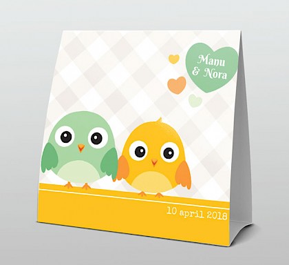 Tweeling meisjes vrolijke vogeltjes Tweeling meisjes vrolijke vogeltjes