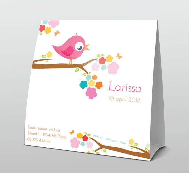 Roze vogeltje op een takje met bloemen Roze vogeltje op een takje met bloemen