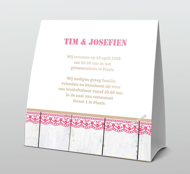 Groot roze hart op steigerhout Groot roze hart op steigerhout