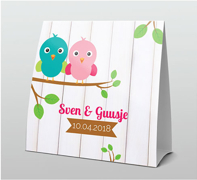 lieve vogeltje op hout lieve vogeltje op hout