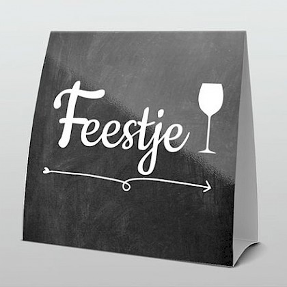 Uitnodiging Feestje op krijtbord