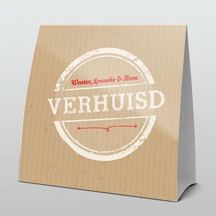 Trendy witte tekst op karton Trendy witte tekst op karton