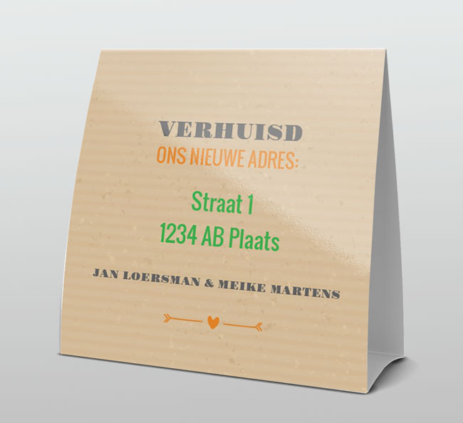 Wij zijn verhuisd oranje op karton Wij zijn verhuisd oranje op karton