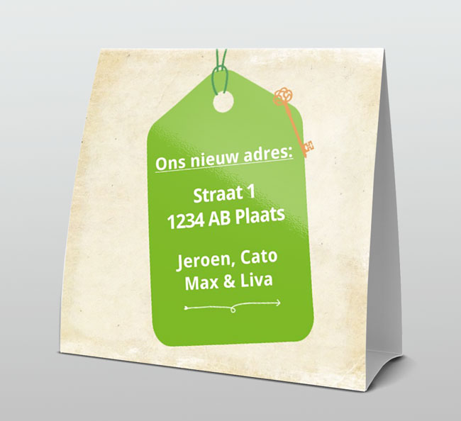 leuk uiltje op oud papier look leuk uiltje op oud papier look