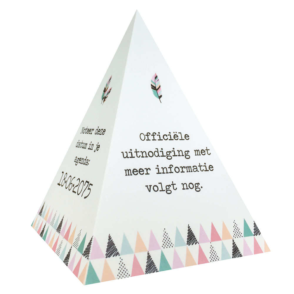 Trouwkaart tipi met veertje Trouwkaart tipi met veertje