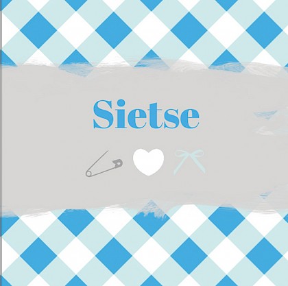 Gevouwen kaart "Speldje * Hartje * Strikje"