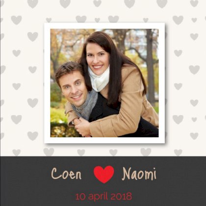 Gevouwen trouwkaart "Foto & Hartjes" Gevouwen trouwkaart "Foto & Hartjes"
