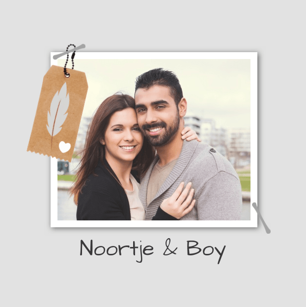 Trouwkaart "Fotokaart label veertje" Trouwkaart "Fotokaart label veertje"