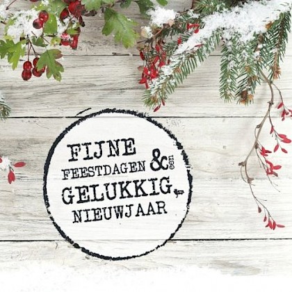 Gevouwen kerstkaart "Kerstgroen & Hout" Gevouwen kerstkaart "Kerstgroen & Hout"